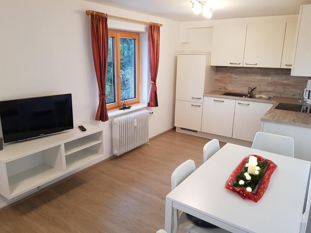 Schoenblick Hotel Garni Ferienwohnungen Lindenberg im Allgäu Eksteriør billede