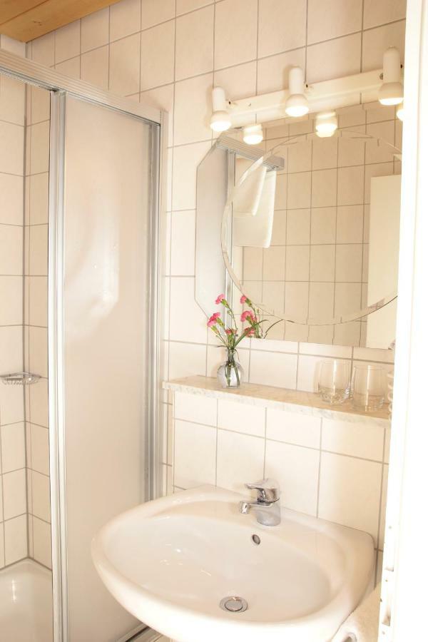 Schoenblick Hotel Garni Ferienwohnungen Lindenberg im Allgäu Eksteriør billede