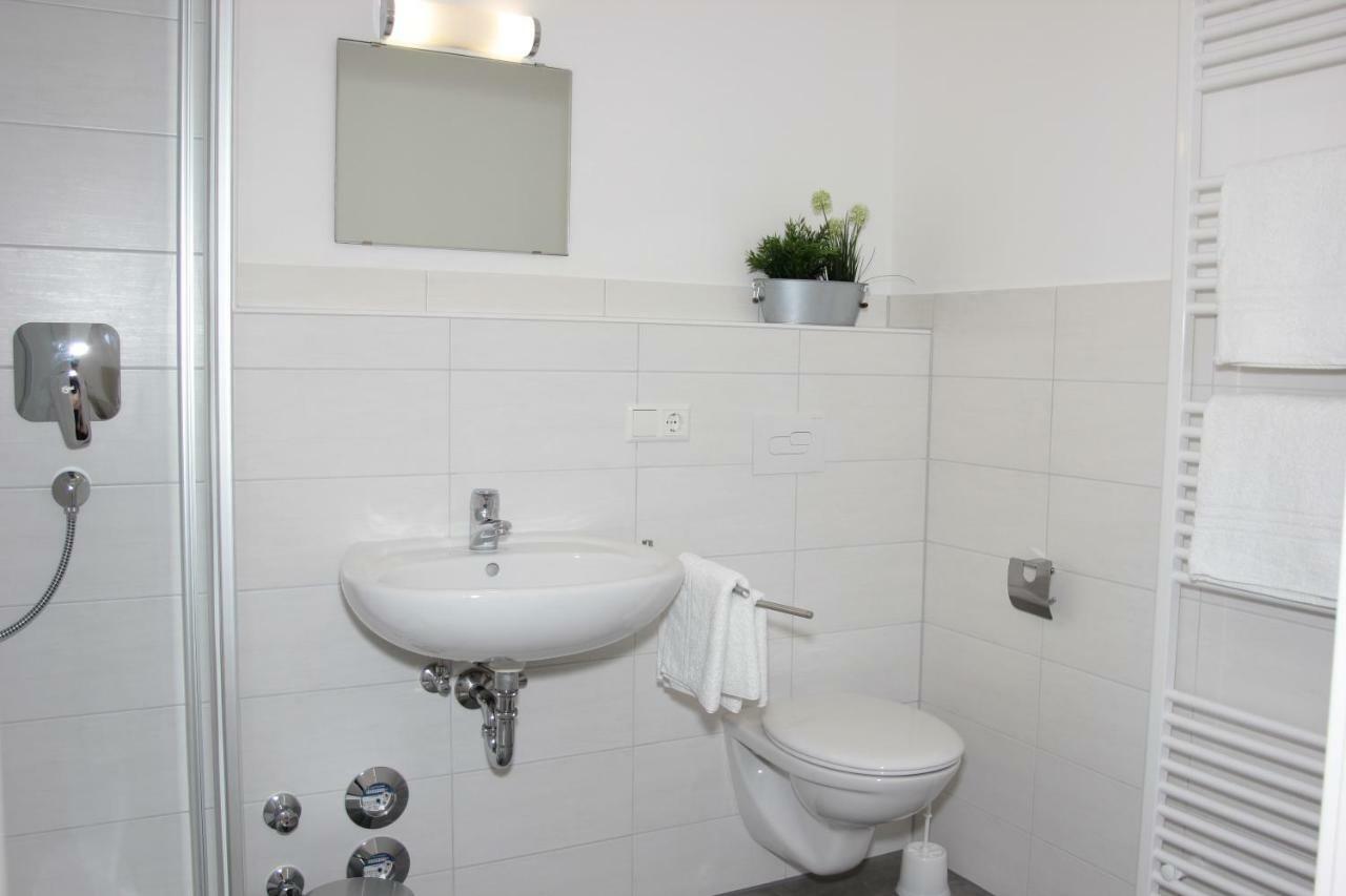 Schoenblick Hotel Garni Ferienwohnungen Lindenberg im Allgäu Eksteriør billede