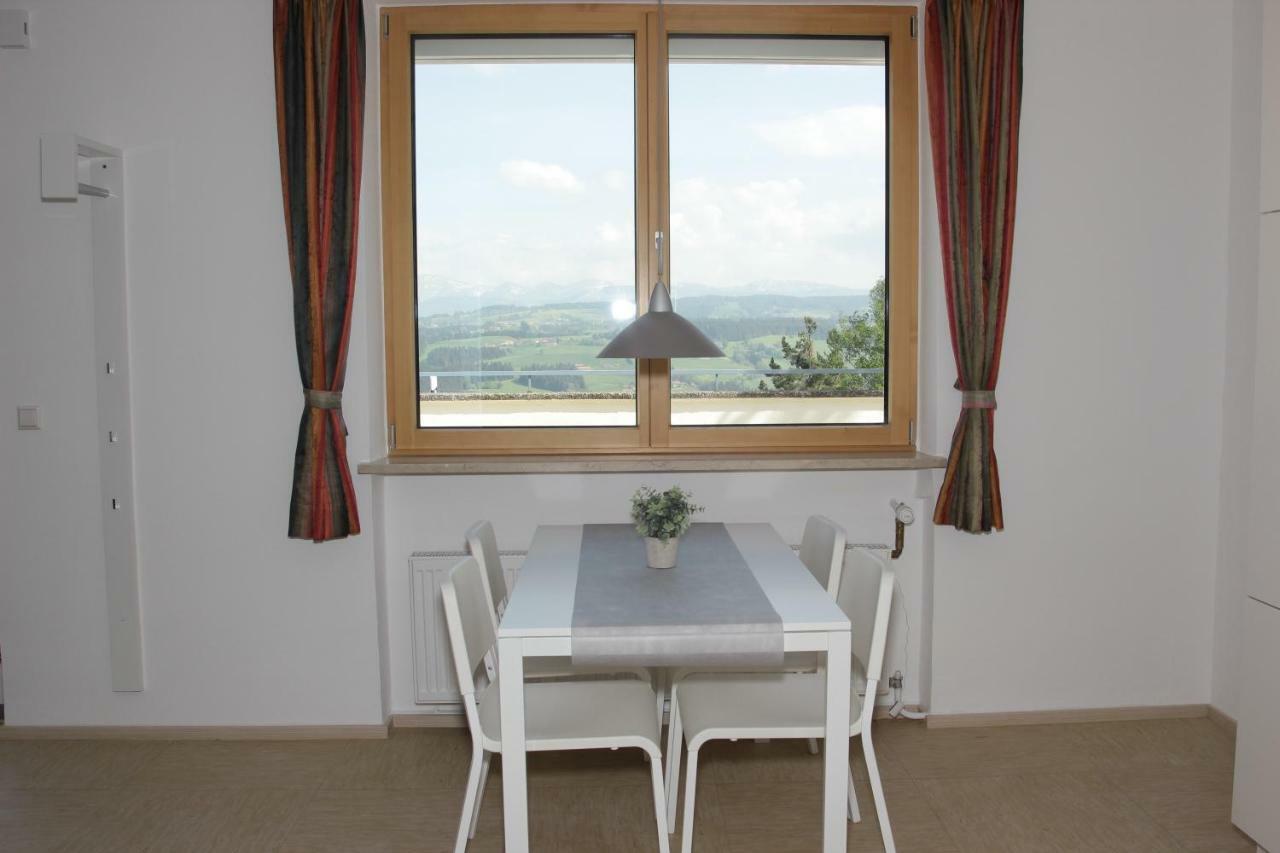 Schoenblick Hotel Garni Ferienwohnungen Lindenberg im Allgäu Eksteriør billede